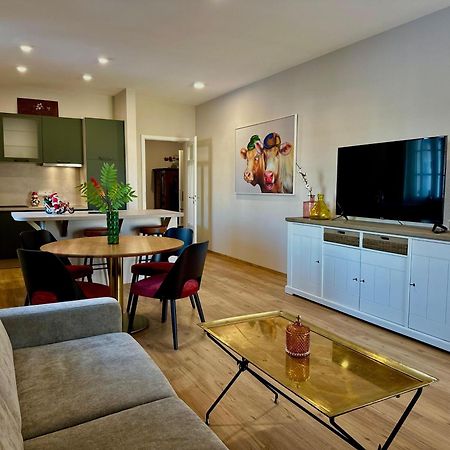 Vaicun Stays Luxury Apartments - Stilvolle Apartments Am Tegernsee غموند آم تيغرنسي المظهر الخارجي الصورة