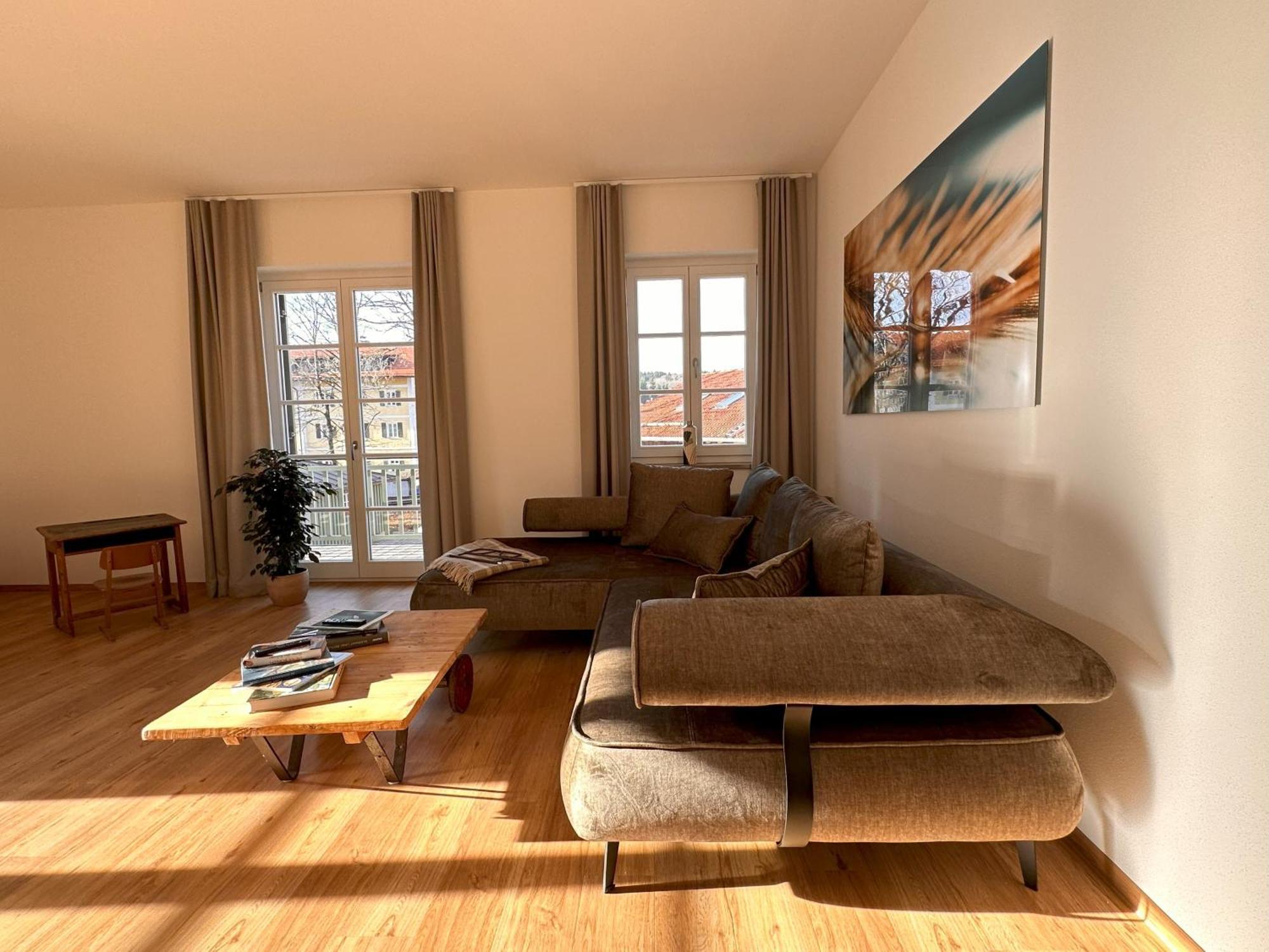 Vaicun Stays Luxury Apartments - Stilvolle Apartments Am Tegernsee غموند آم تيغرنسي المظهر الخارجي الصورة
